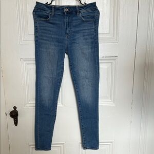 Women’s American Eagle  Outfitters High-Rise Jegging-size 10